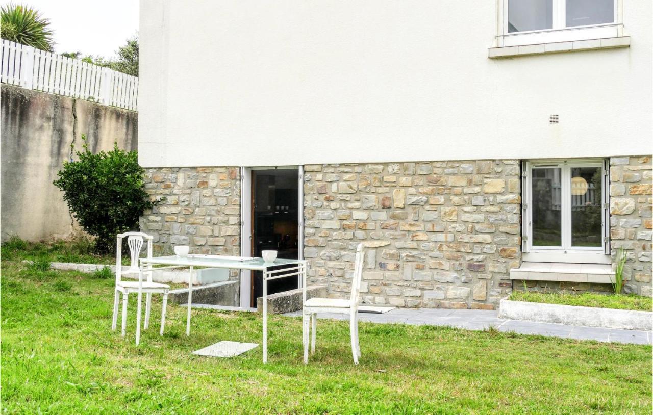 Gorgeous Apartment In Pirou With Kitchen Extérieur photo
