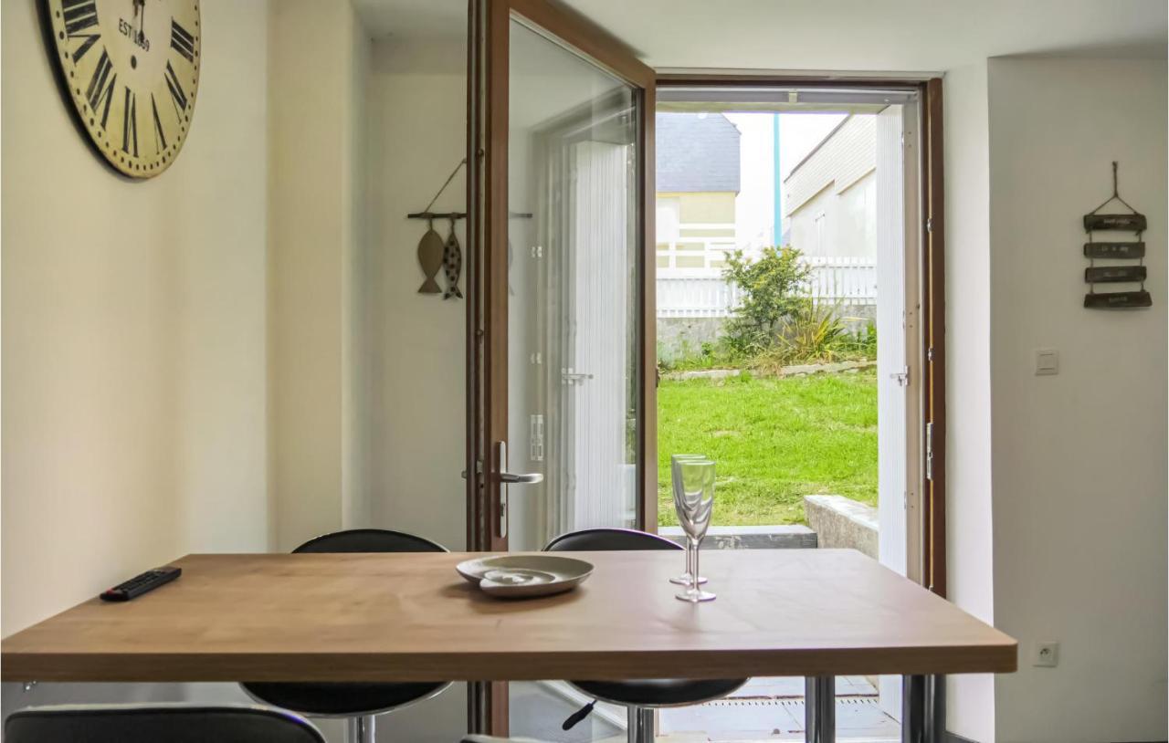 Gorgeous Apartment In Pirou With Kitchen Extérieur photo